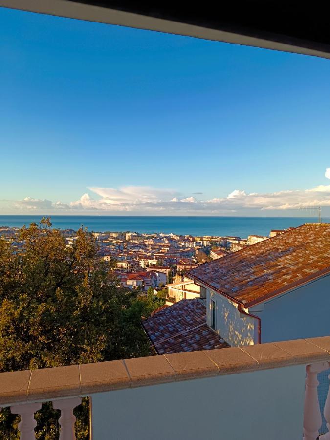 B&B Collemare Scalea Ngoại thất bức ảnh